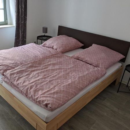 Gut Schlafen In Der Innenstadt Von Zittau - Ferienwohnungen Io19 Εξωτερικό φωτογραφία